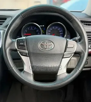 Toyota Mark X 2.5 AWD 2012 White