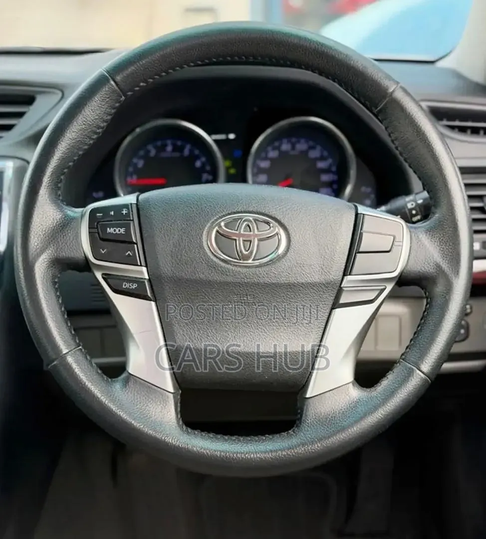 Toyota Mark X 2.5 AWD 2012 White