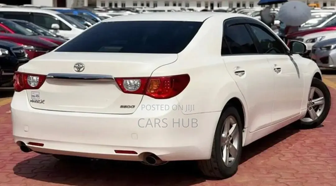 Toyota Mark X 2.5 AWD 2012 White
