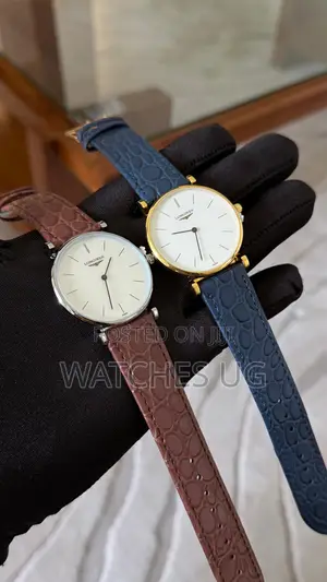 Round Leather Watches for Ladies