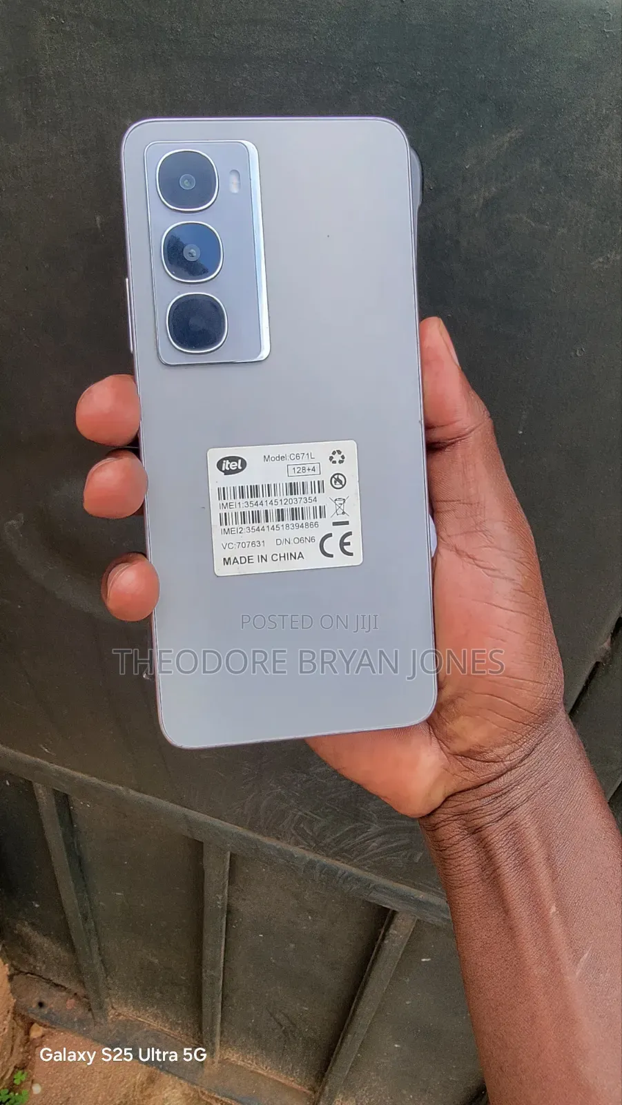 New Itel City 100 128 GB Silver