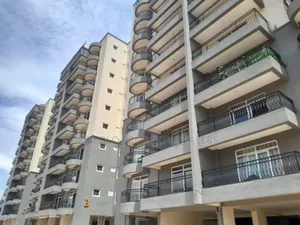 3bdrm Apartment in Central Division for rent