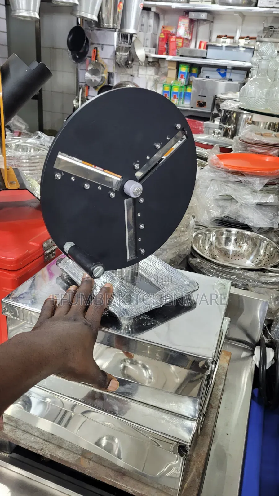 Vegetable Slicer or Cutter