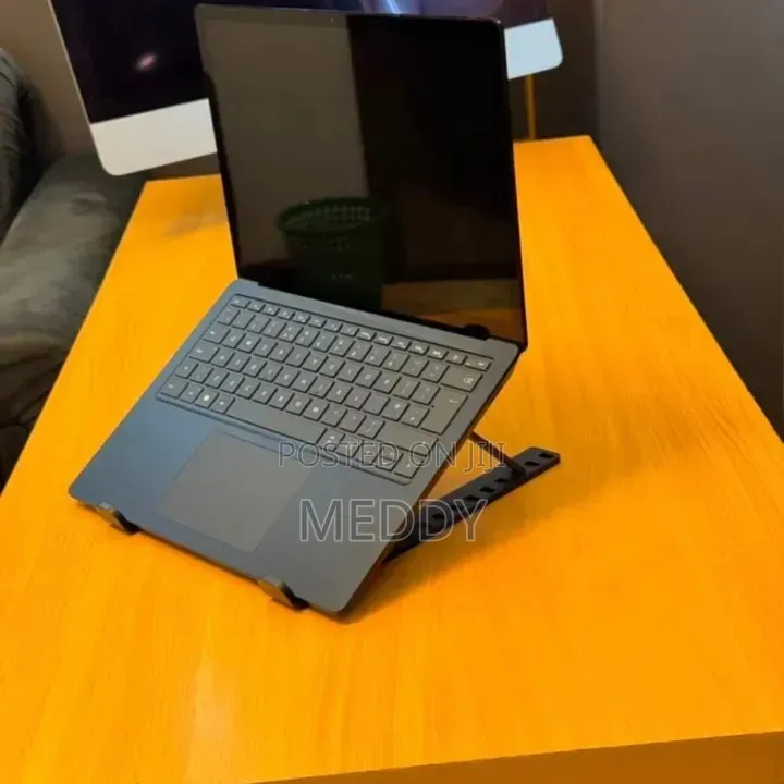 Laptop HP EliteBook 840 G5 16GB Intel Core i7 SSHD (Hybrid) 512GB