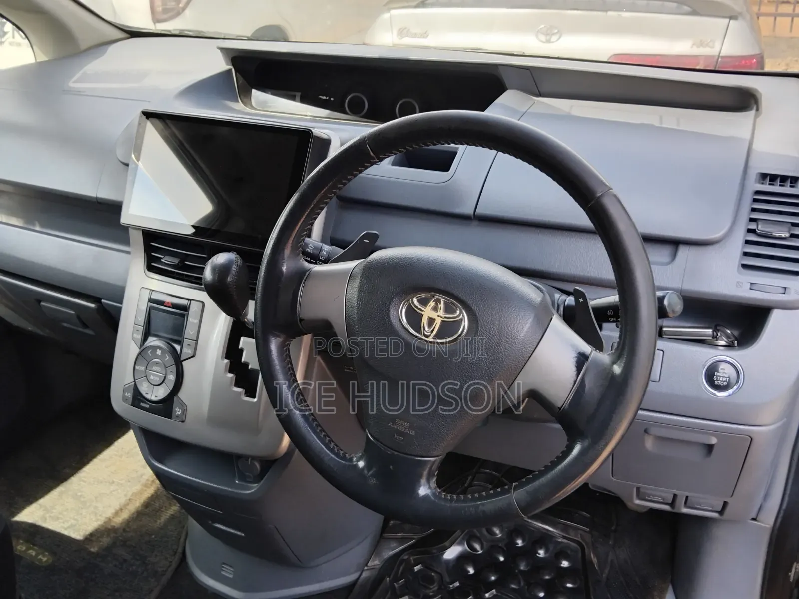 Toyota Noah 2010 Black