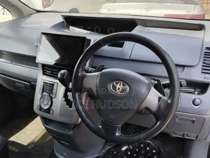 Toyota Noah 2010 Black