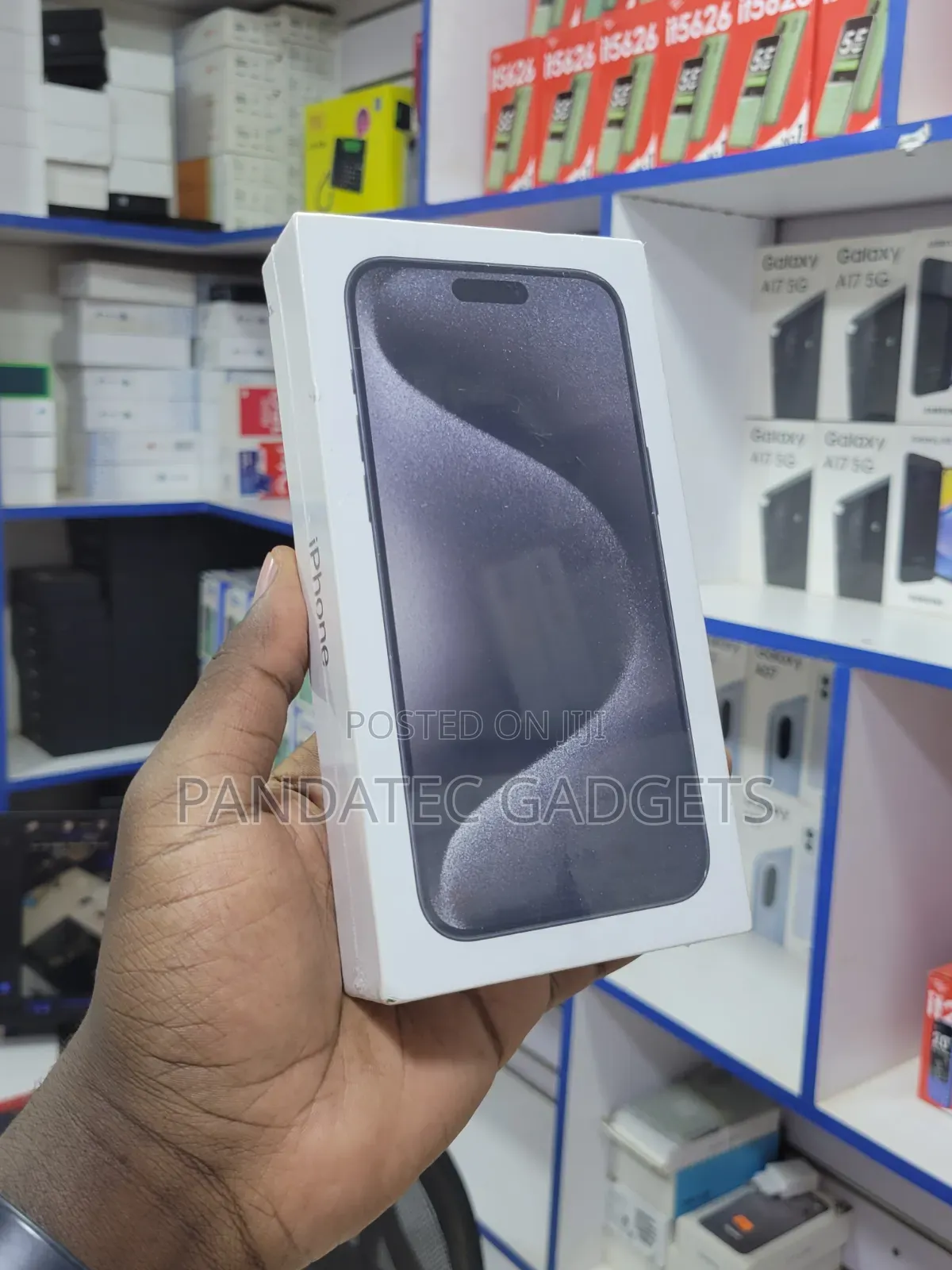 New Apple iPhone 15 Pro Max 256 GB Black