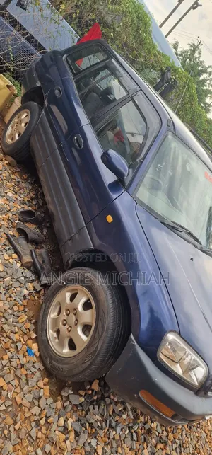 Toyota RAV4 Base 4x4 1996 Blue