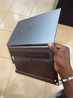 Laptop Dell Precision 5550 16GB Intel Core i7 SSD 512GB