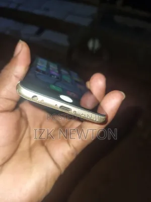Apple iPhone 6s 64 GB Silver