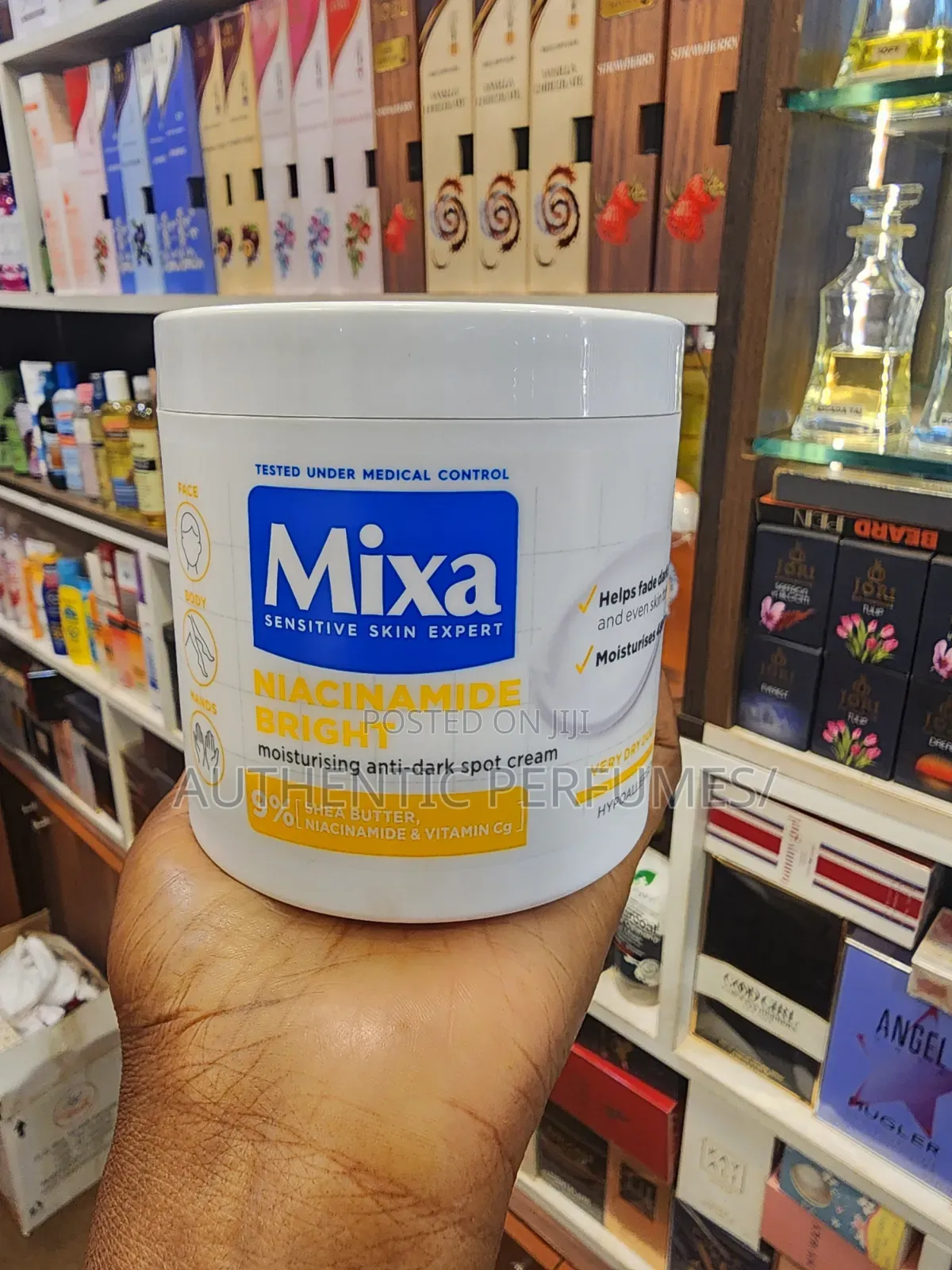 Mixa Niacinamide Bright Moisturizing Anti-Dark Spot Cream 400ml