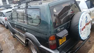 Toyota Land Cruiser Prado 2002 Green