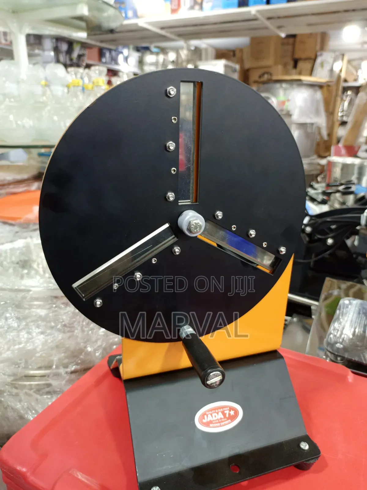Manual, Hand-Operated Rotary Vegetable Slicer and Chips Maker