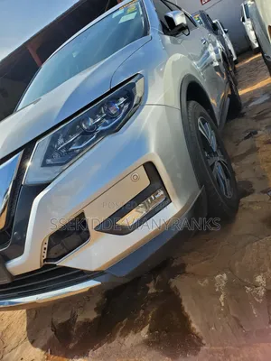Nissan X-Trail 2.0 Petrol AWD 2016 Silver