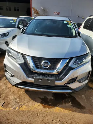 Nissan X-Trail 2.0 Petrol AWD 2016 Silver