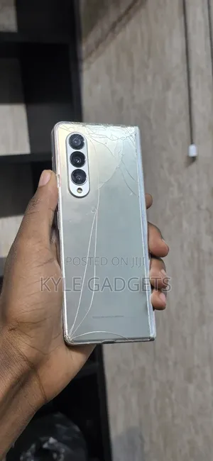 Samsung Galaxy Z Fold3 5G 256 GB Silver