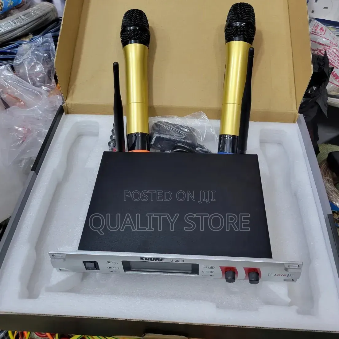 Shure Proffessional Wireless Microphone