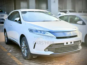 Toyota Harrier 2.0 2018 White