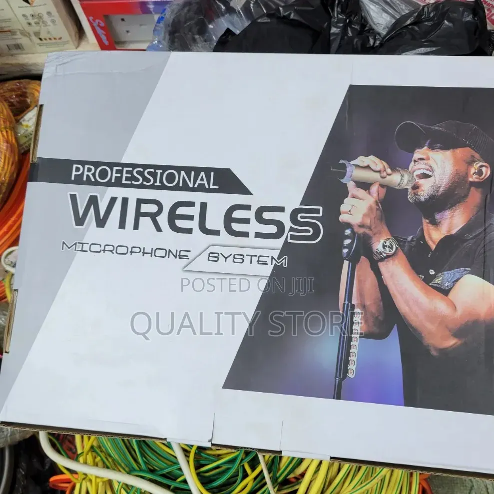 Shure Proffessional Wireless Microphone