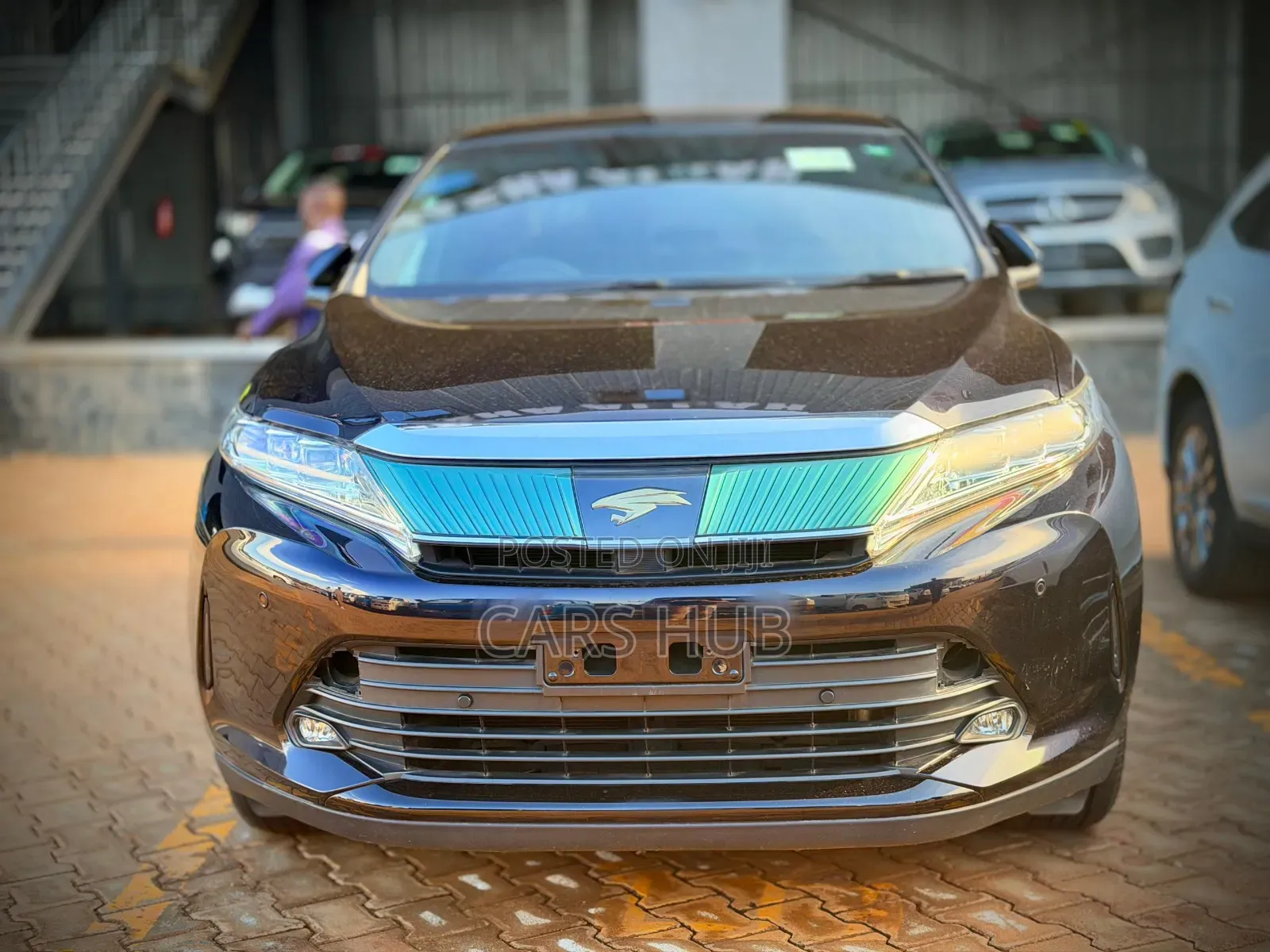 Toyota Harrier 2.0 2019 Black