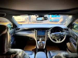 Toyota Harrier 2.0 2019 Black