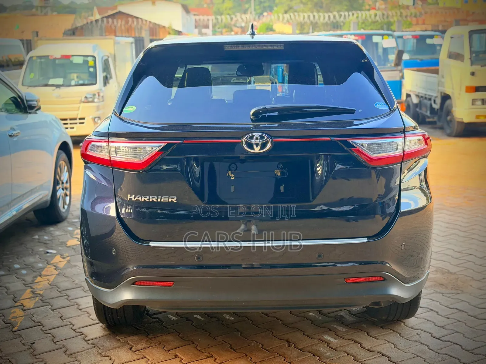 Toyota Harrier 2.0 2019 Black