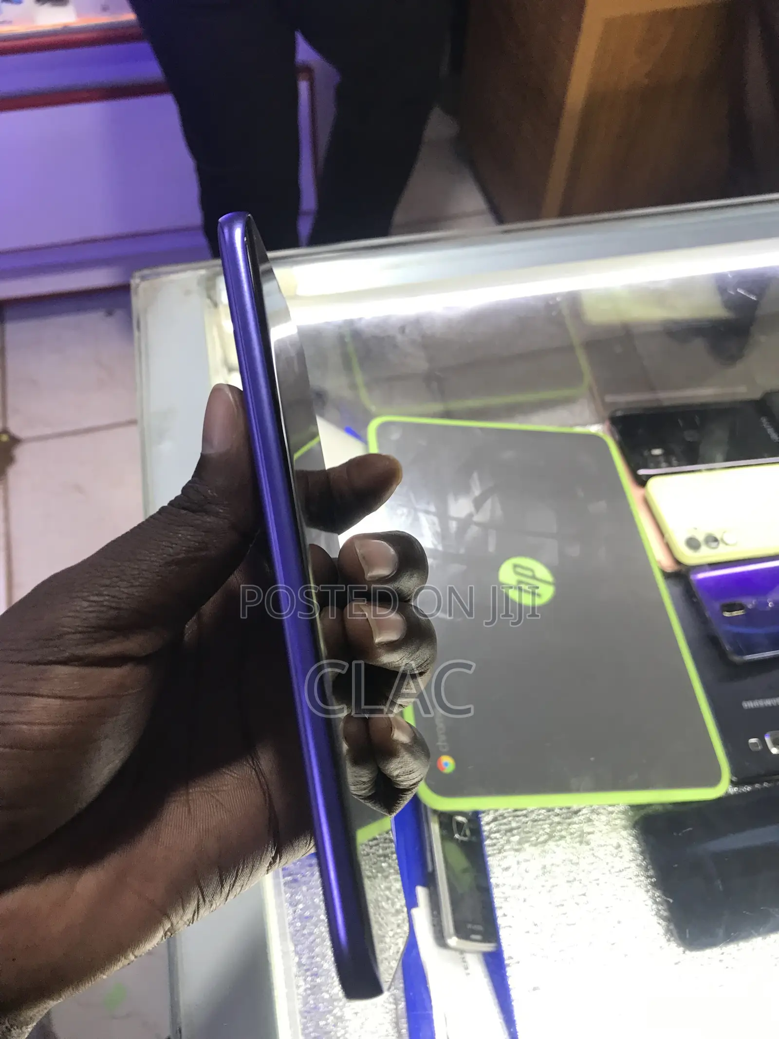 New Tecno Pova 128 GB Purple