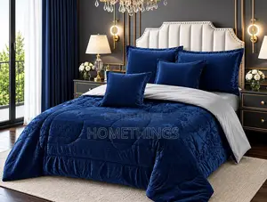 Jacquard Duvet Set.