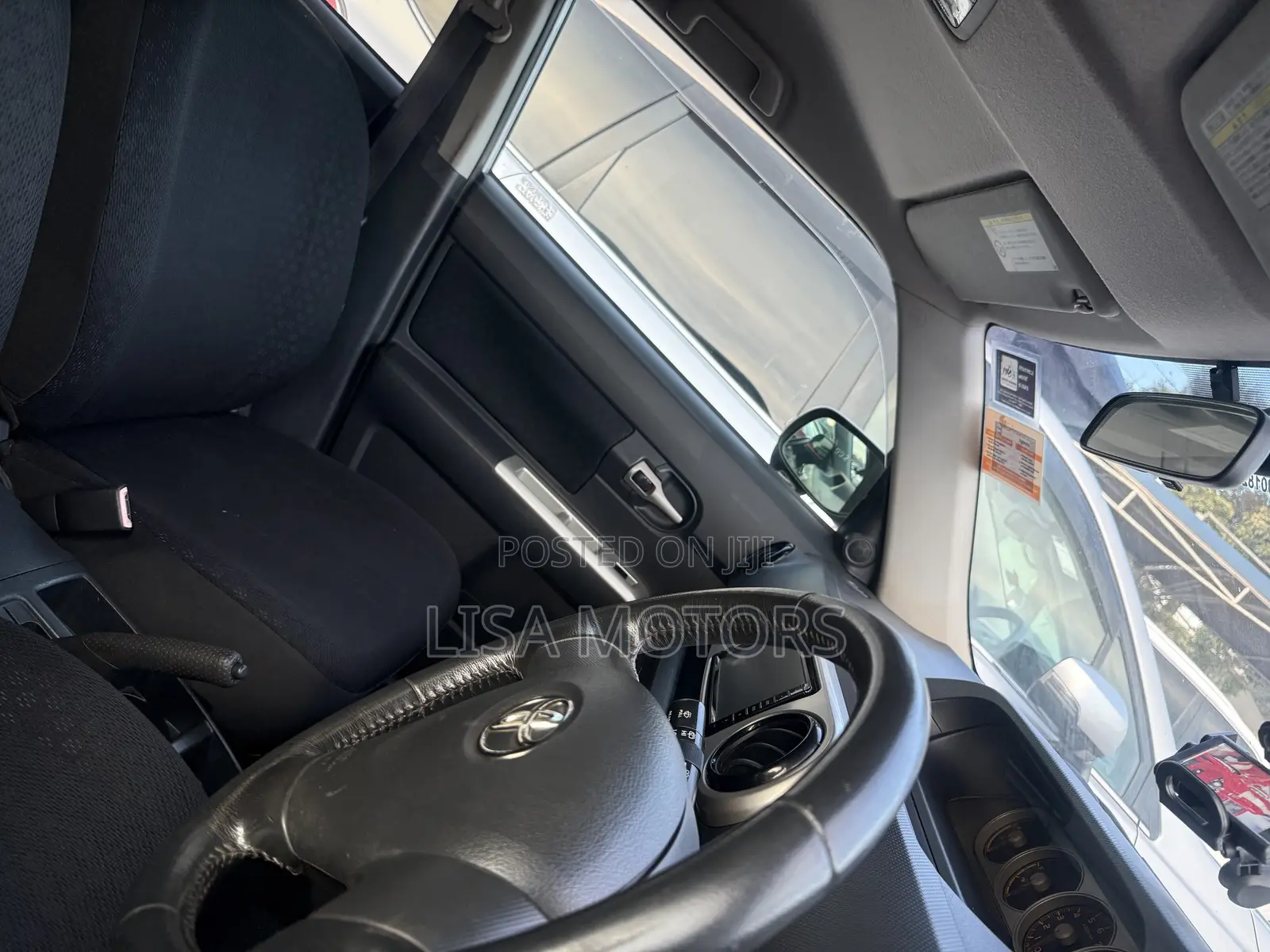 Toyota Corolla Rumion Hatchback 1.5 FWD 2009 Silver