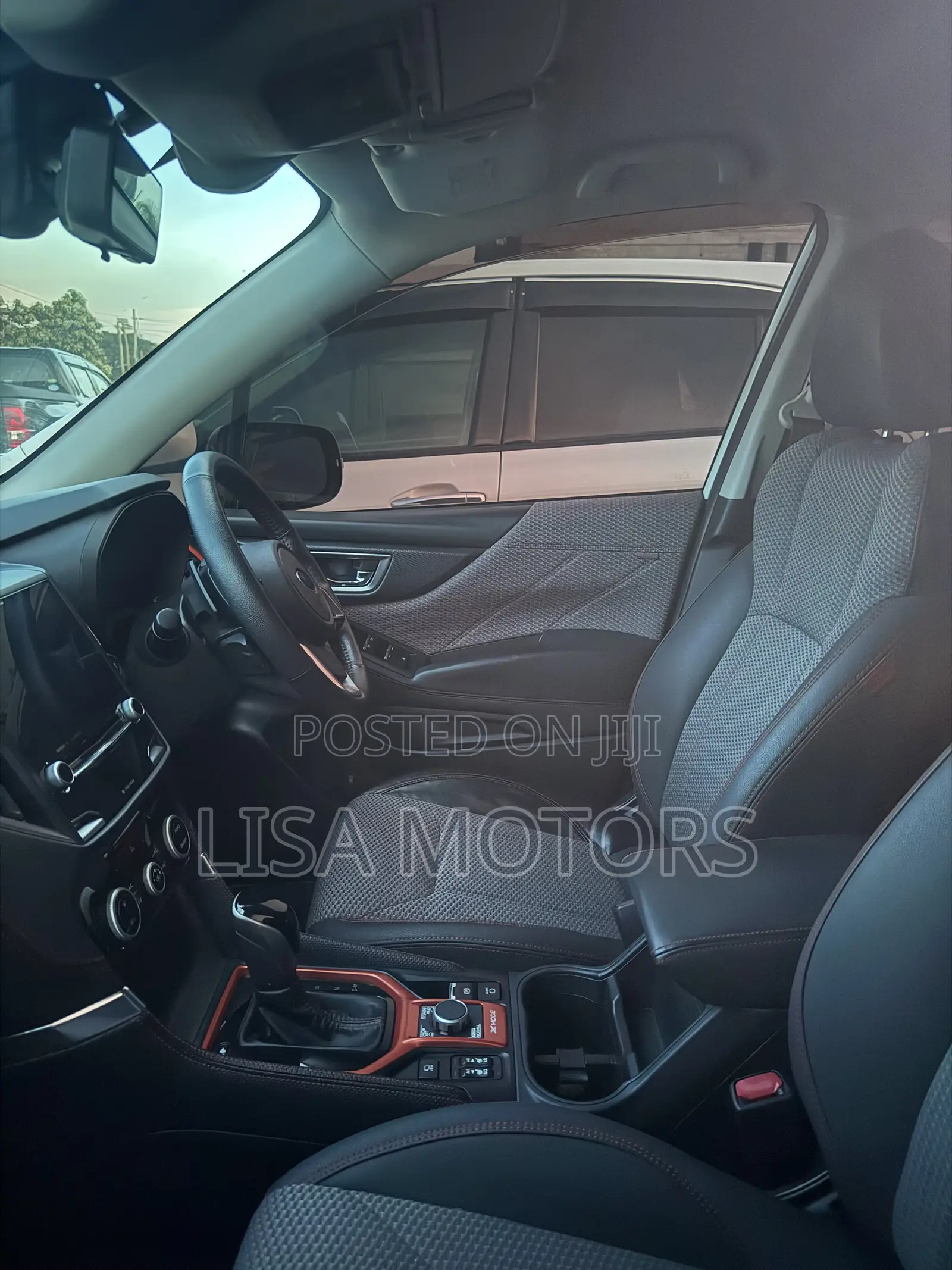 Subaru Forester 2.5i Touring AWD 2018 White