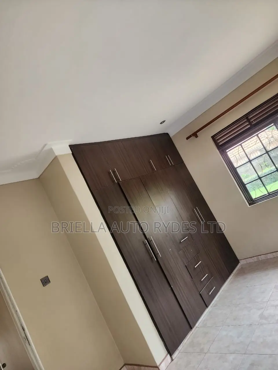 3bdrm Bungalow in Nakawa for sale