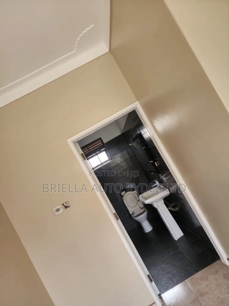 3bdrm Bungalow in Nakawa for sale