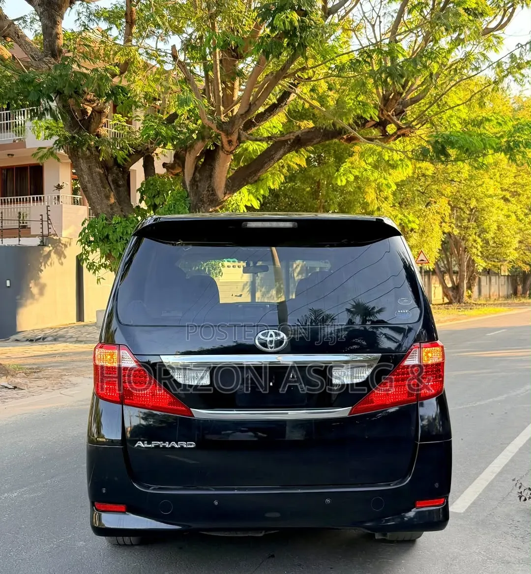 Toyota Alphard 2012 Black