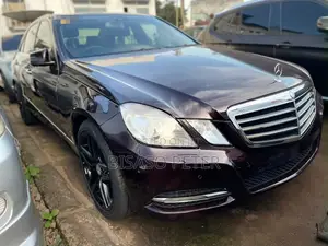Mercedes-Benz E300 2011 Black