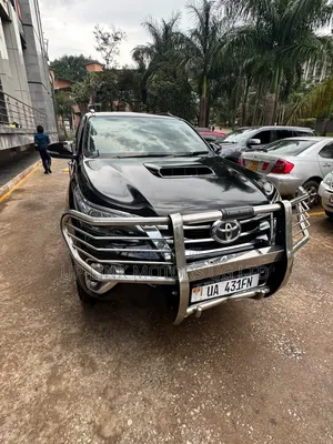 Toyota Fortuner 2017 Black