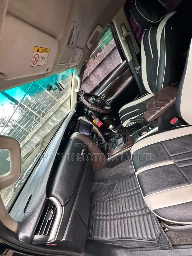 Toyota Fortuner 2017 Black