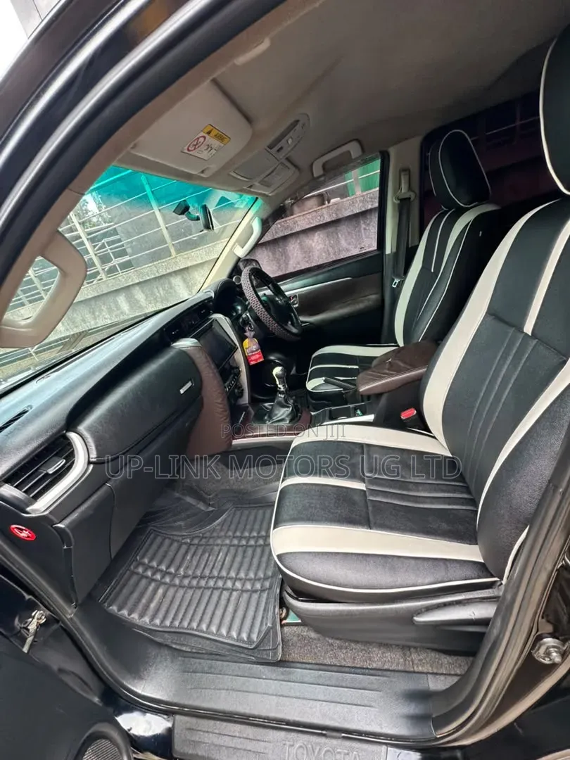 Toyota Fortuner 2017 Black