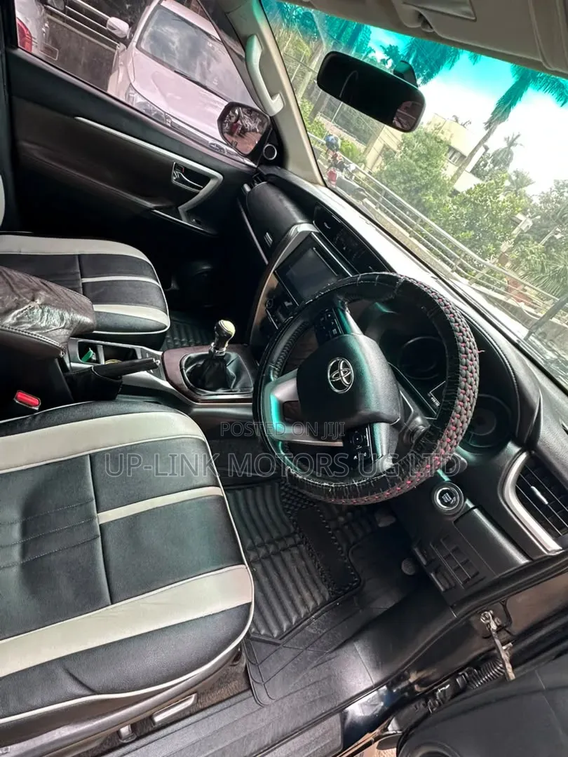 Toyota Fortuner 2017 Black
