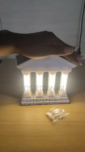 Solar Motion Sensor Wall Light – 4 Pillar Warm White LED