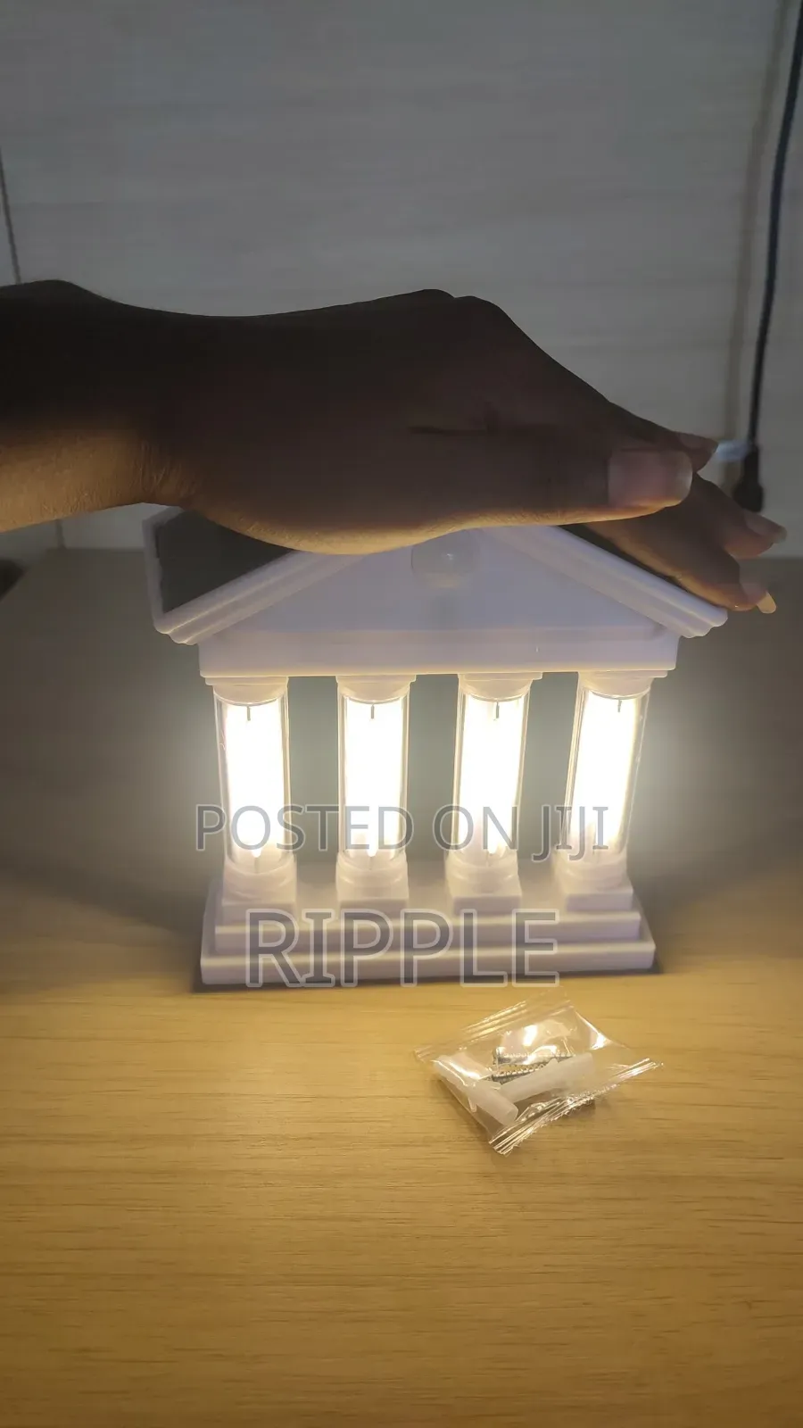 Solar Motion Sensor Wall Light – 4 Pillar Warm White LED