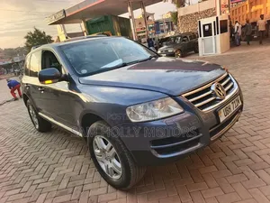 Volkswagen Touareg 2009 Gray