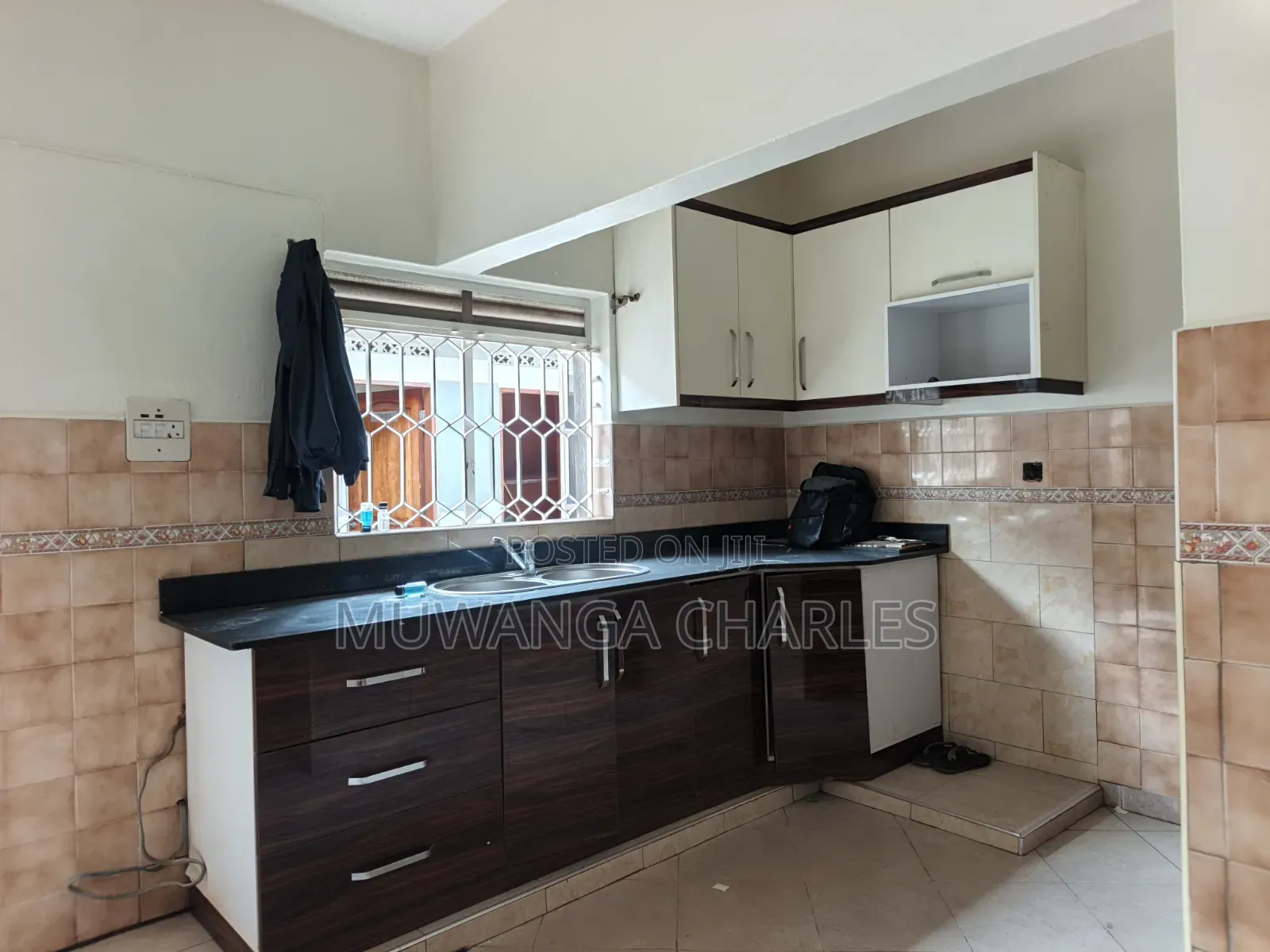 3bdrm Bungalow in Fs Properties Ltd, Nakawa for rent