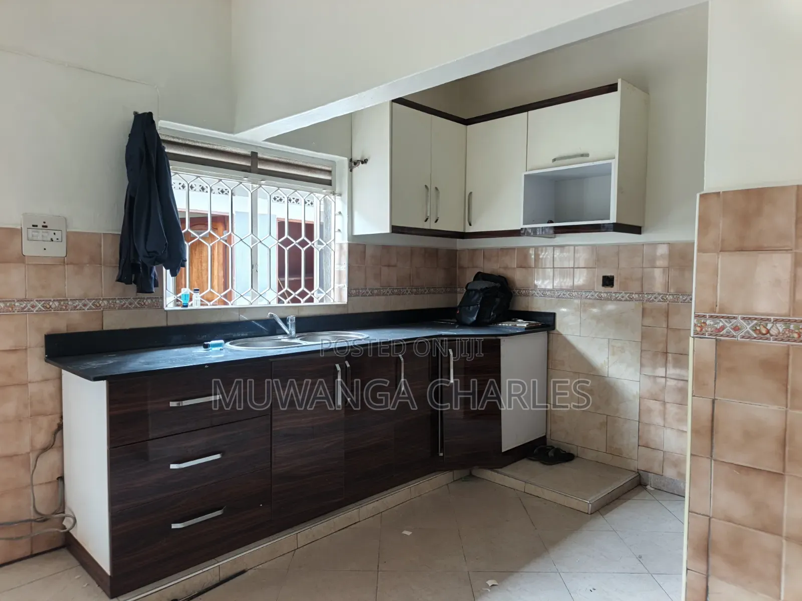 3bdrm Bungalow in Fs Properties Ltd, Nakawa for rent