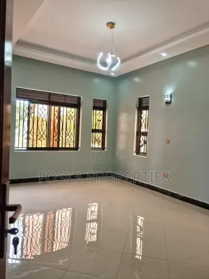 3bdrm Apartment in Muyenga, Central Division for rent