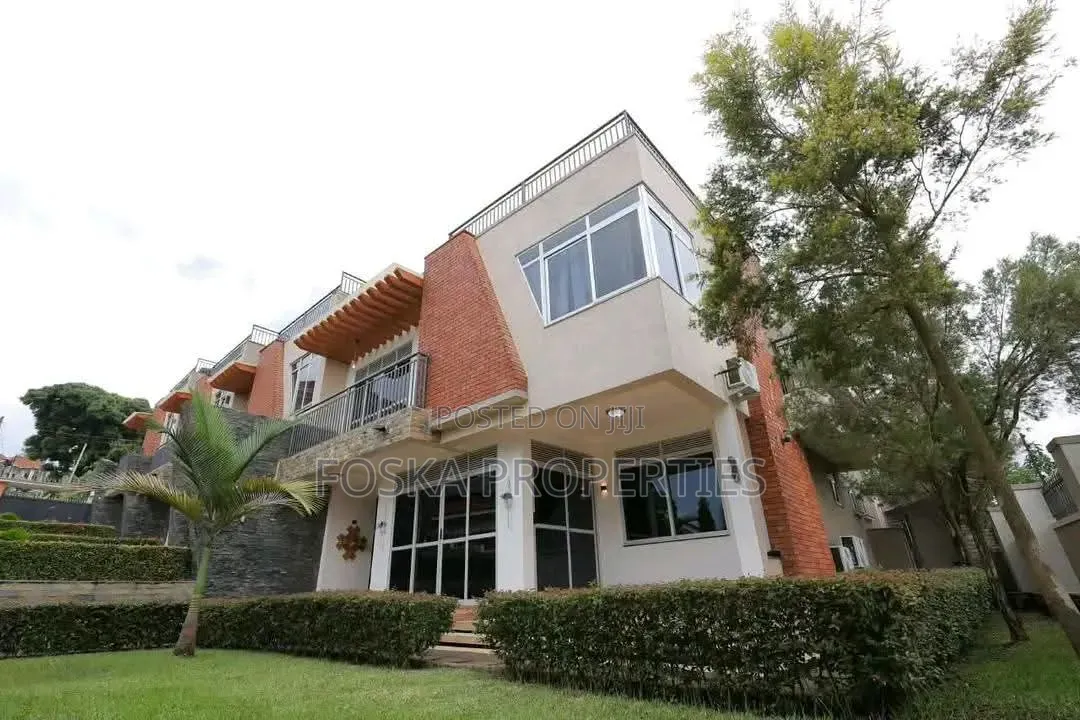 3bdrm Duplex in Kololo Estate, Central Division for rent