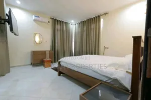 3bdrm Duplex in Kololo Estate, Central Division for rent