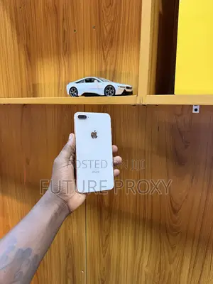 Apple iPhone 8 Plus 64 GB Gold