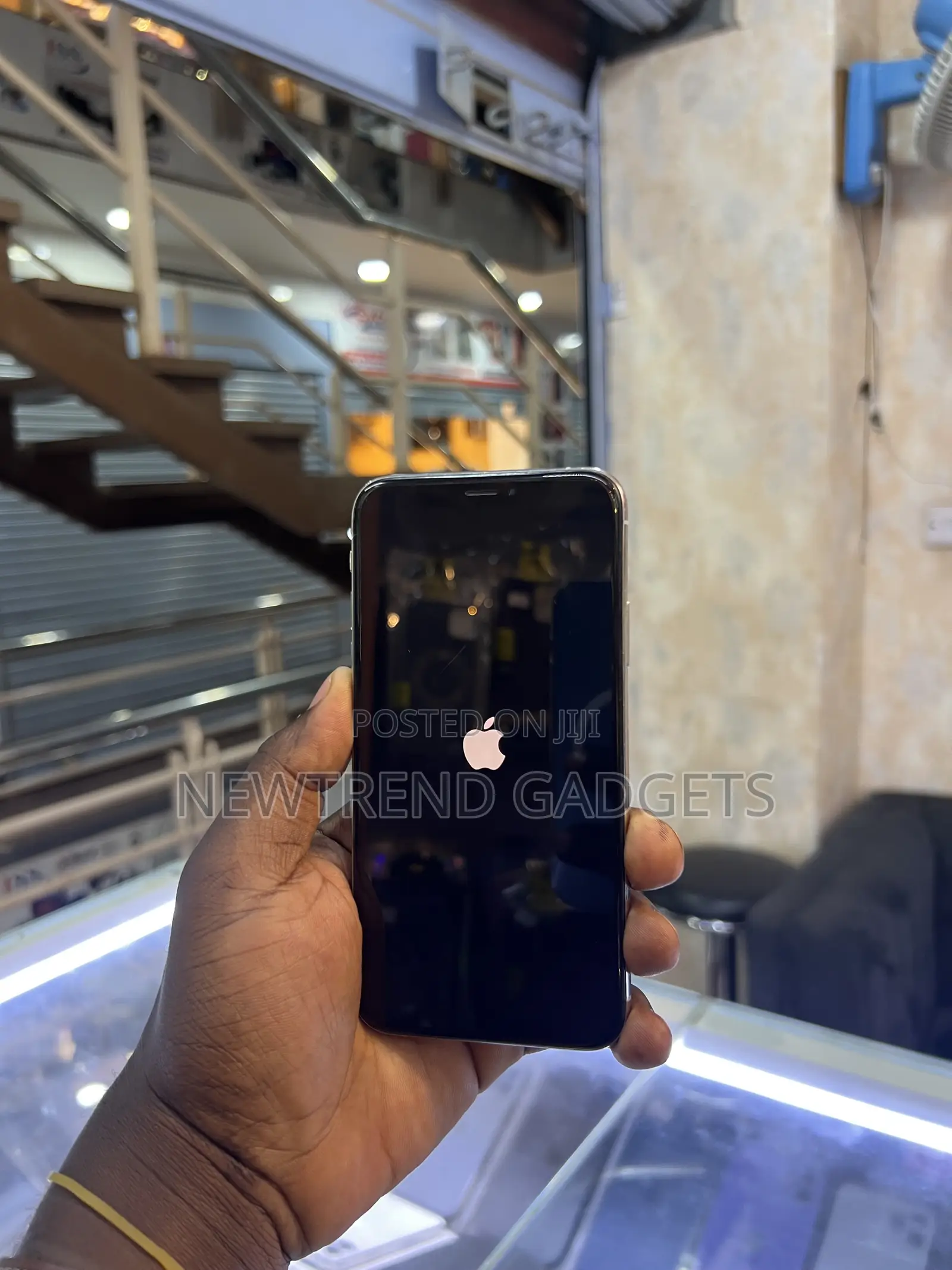 Apple iPhone X 256 GB White