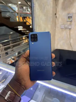 Samsung Galaxy A12 64 GB Blue