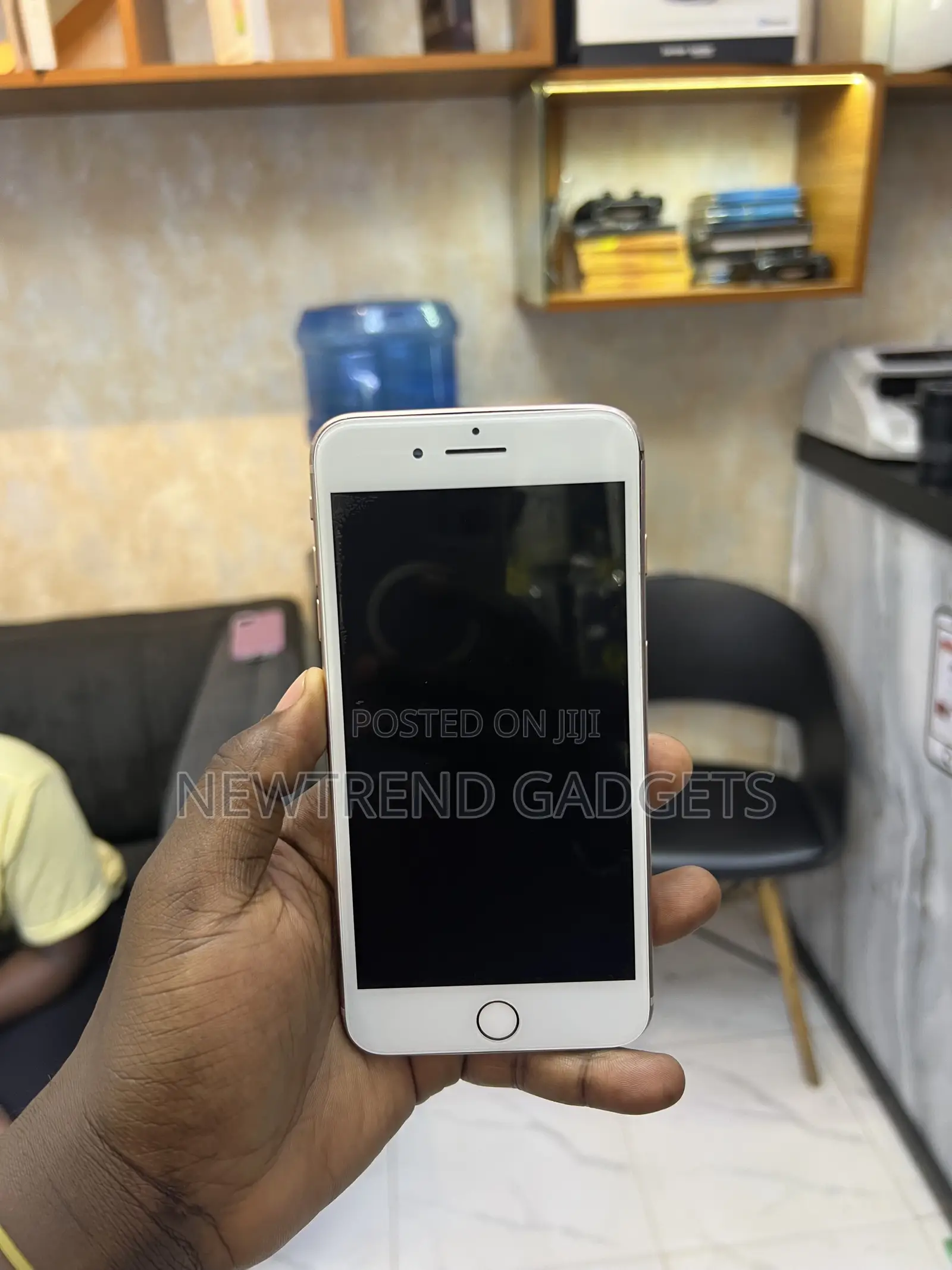 Apple iPhone 8 Plus 64 GB Bronze